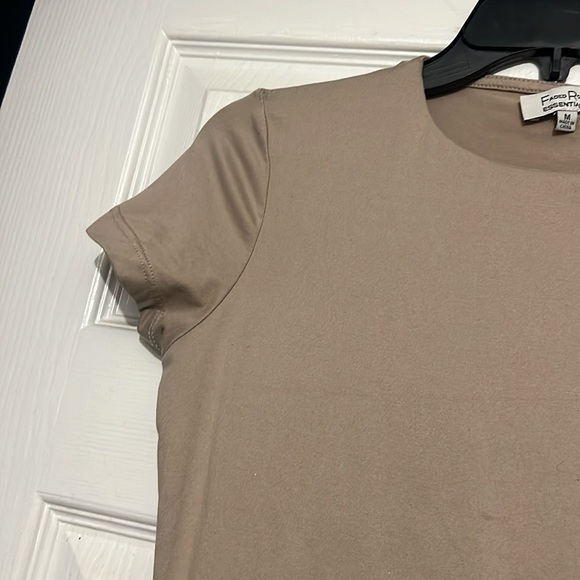 Cream sweater for women,brand faded rose essentials.Z:M. - Picture 9 of 16